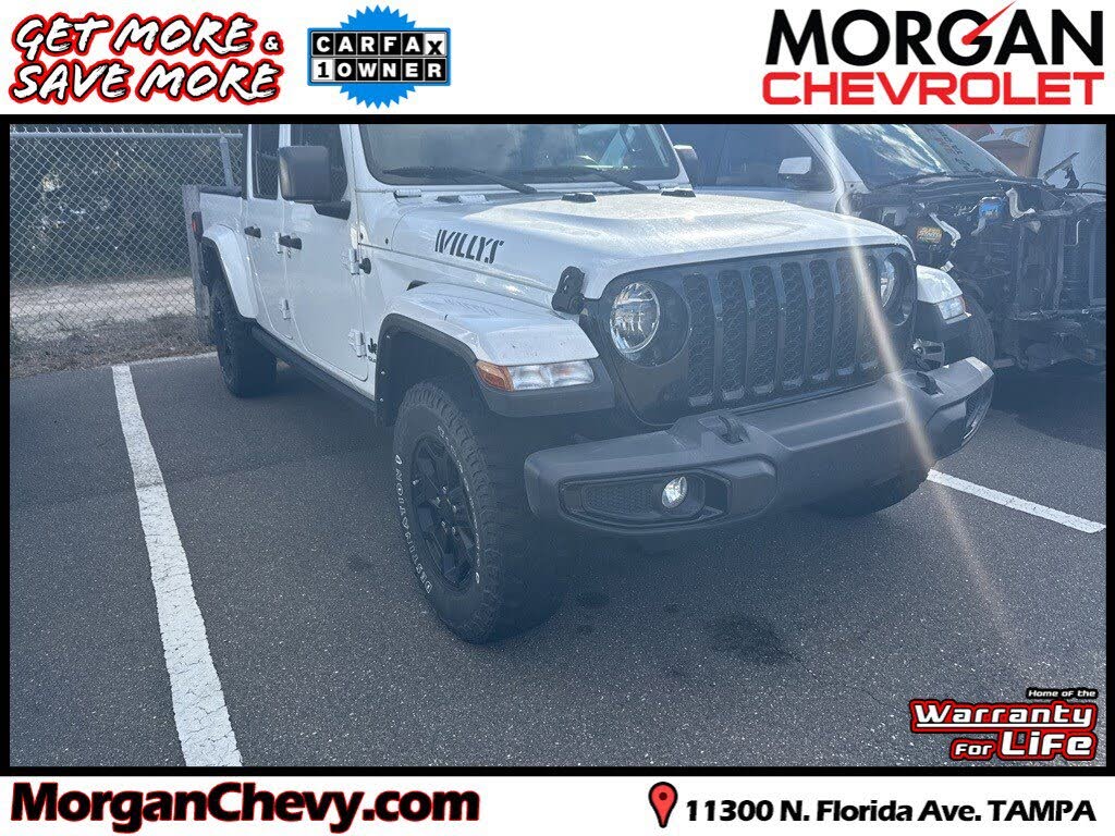 2022 Jeep Gladiator Willys Crew Cab 4WD