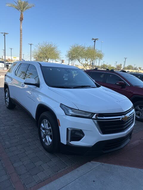 2023 Chevrolet Traverse LS FWD