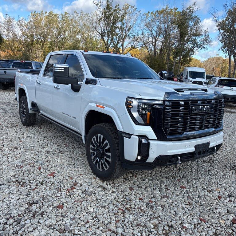2024 GMC Sierra 2500HD Denali Ultimate Crew Cab 4WD