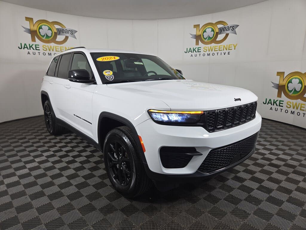 2024 Jeep Grand Cherokee Altitude 4WD
