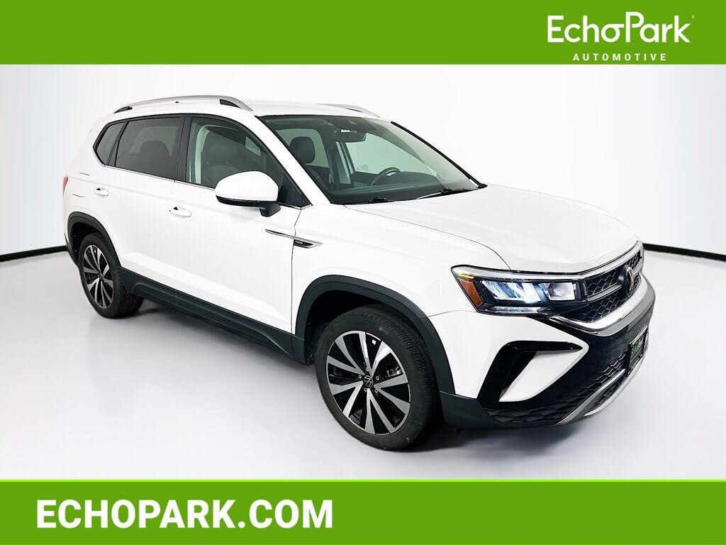 2024 Volkswagen Taos SE FWD