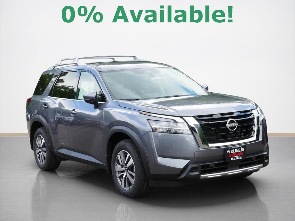 2025 Nissan Pathfinder SL 4WD