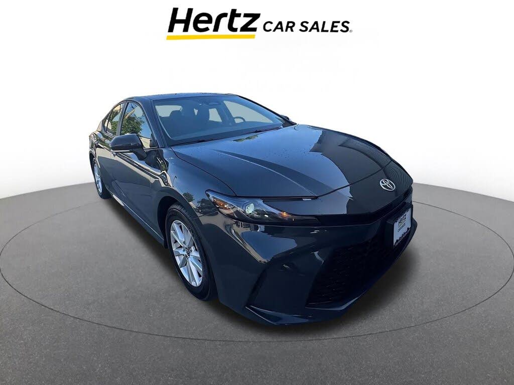 2025 Toyota Camry LE FWD
