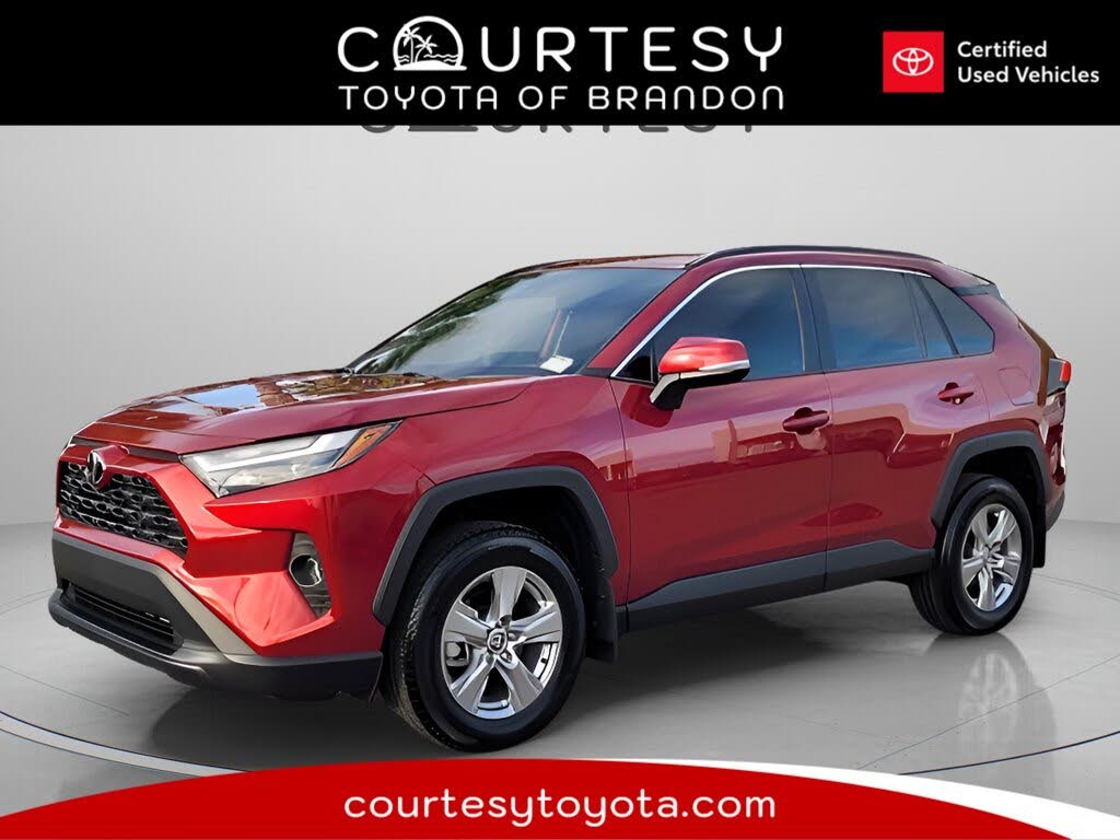 2025 Toyota RAV4 XLE FWD