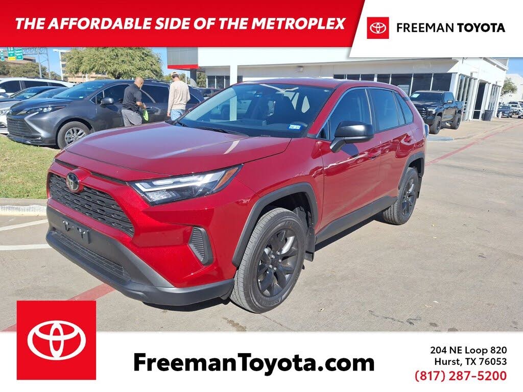 2025 Toyota RAV4 LE FWD