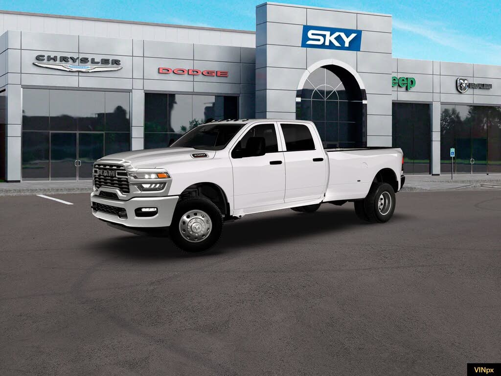 2026 RAM 3500 Tradesman Crew Cab LB DRW 4WD