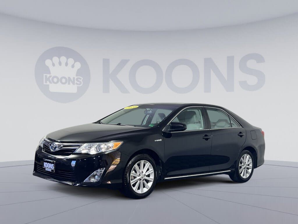 2014 Toyota Camry Hybrid XLE FWD