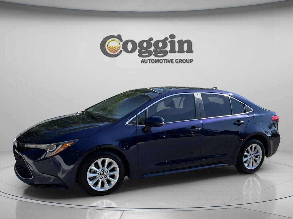 2020 Toyota Corolla XLE FWD