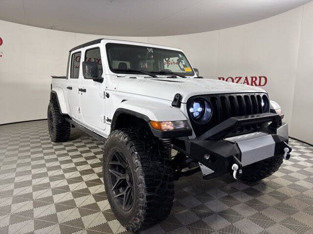 2022 Jeep Gladiator Sport Crew Cab 4WD