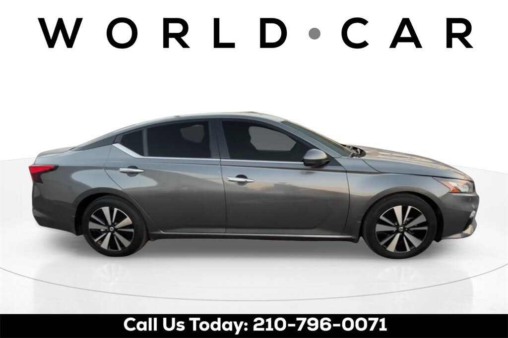 2022 Nissan Altima 2.5 SL FWD