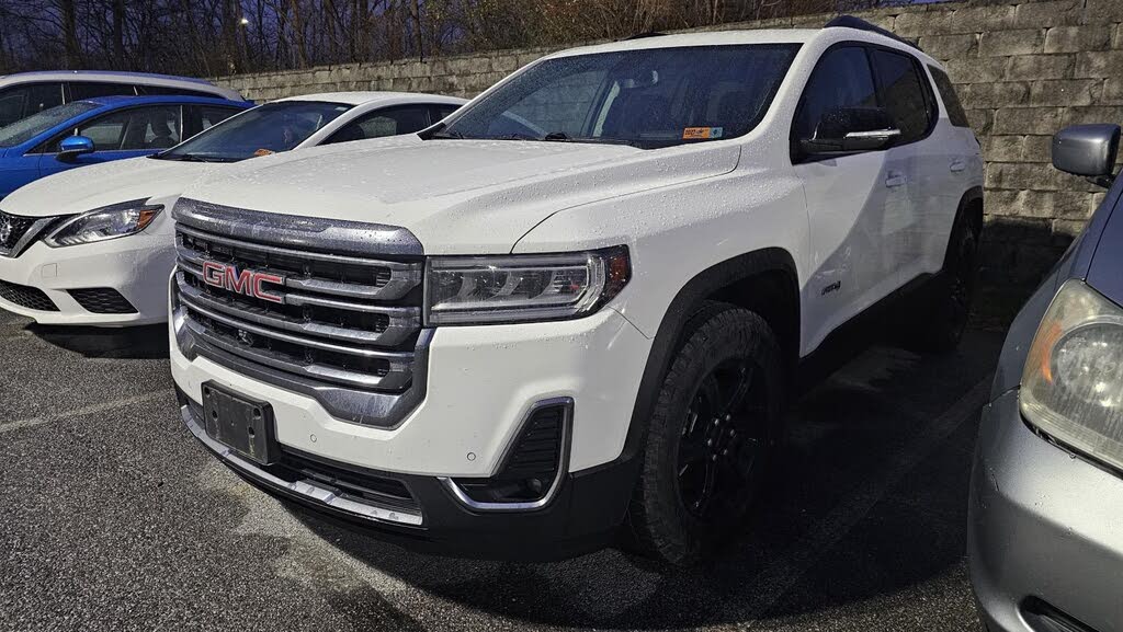 2023 GMC Acadia AT4 AWD