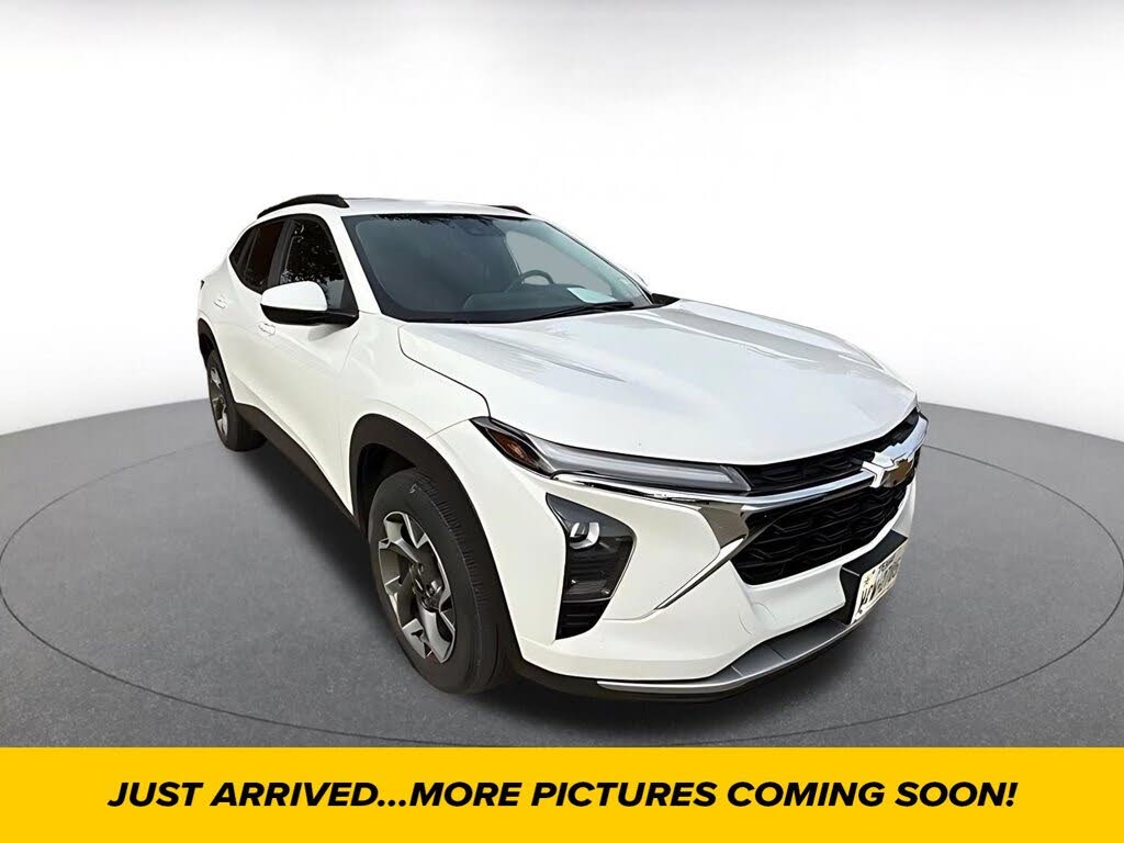 2025 Chevrolet Trax LT FWD