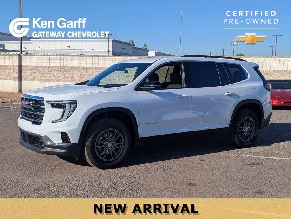 2025 GMC Acadia Elevation FWD