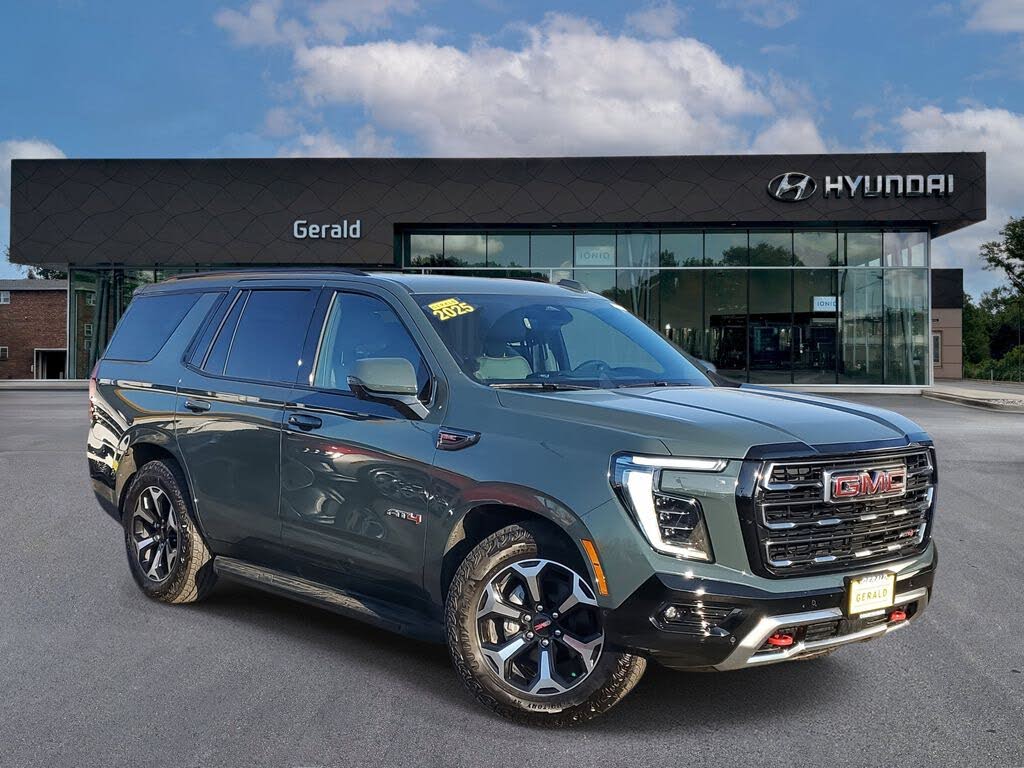 2025 GMC Yukon AT4 4WD