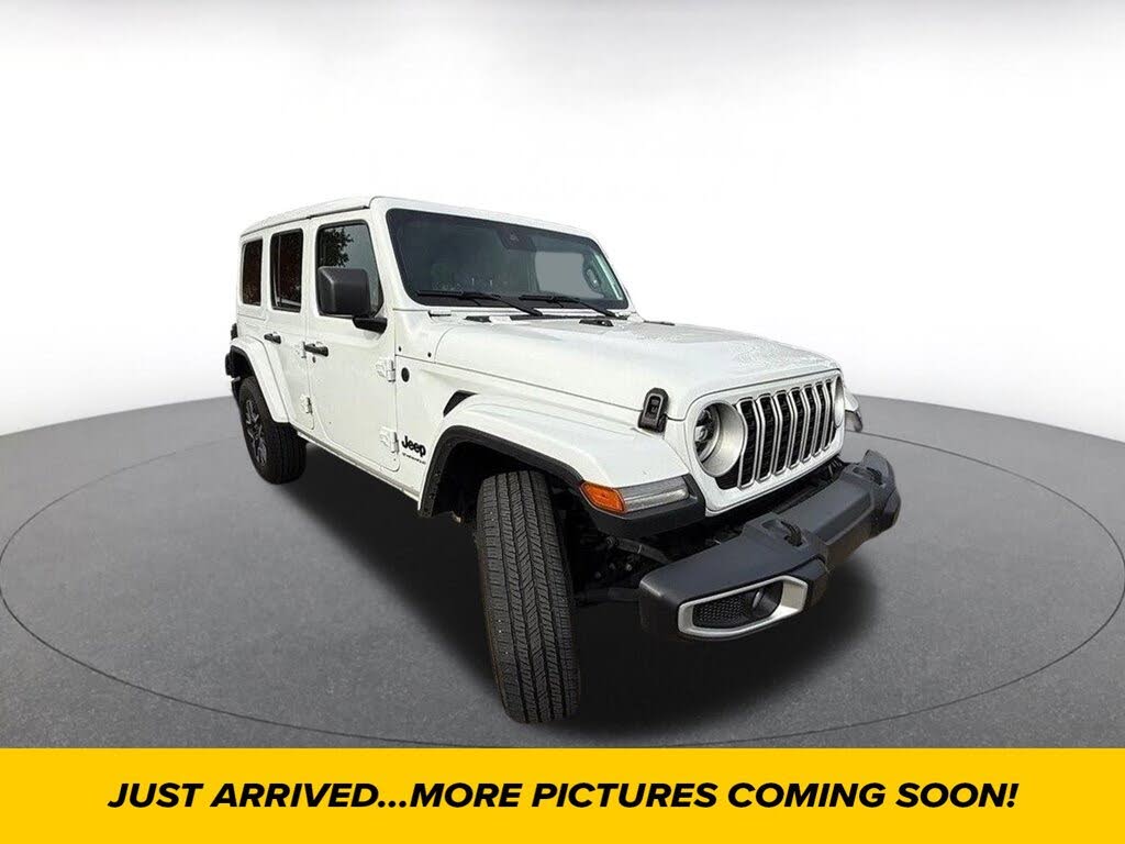 2025 Jeep Wrangler Sahara 4-Door 4WD