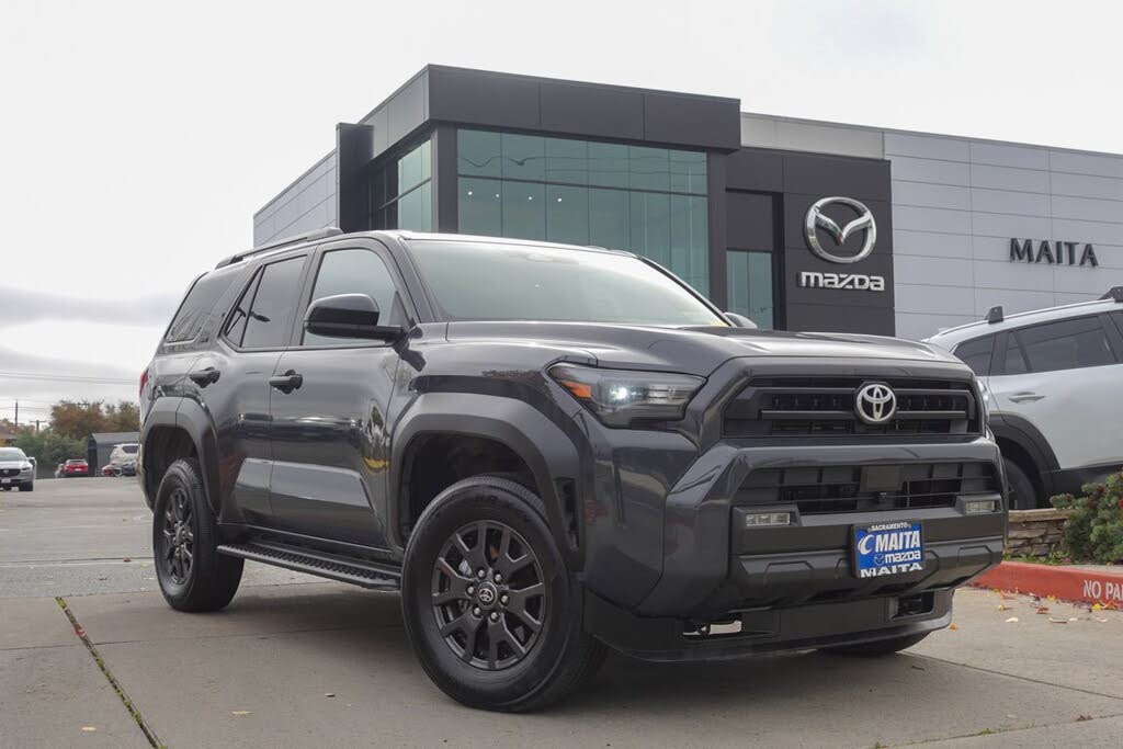 2025 Toyota 4Runner SR5 4WD