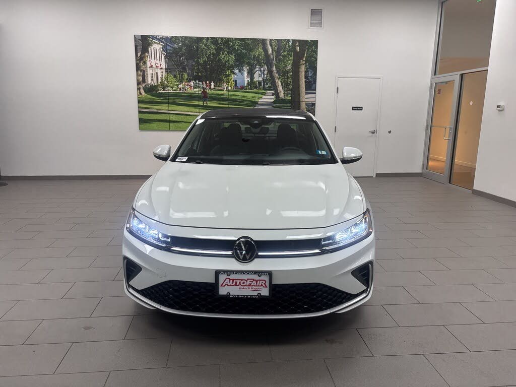 2025 Volkswagen Jetta SEL FWD