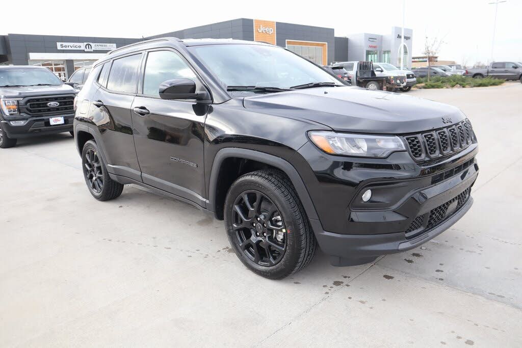 2026 Jeep Compass Latitude 4WD