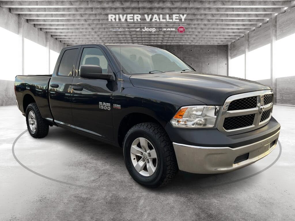 2016 RAM 1500 ST Quad Cab 4WD