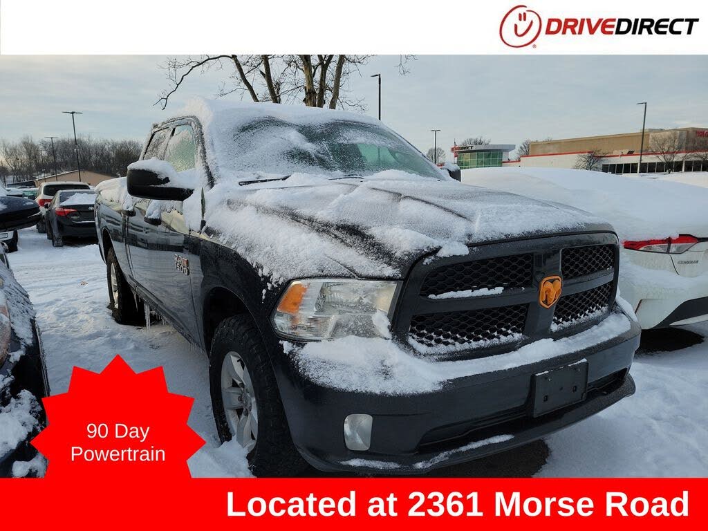 2016 RAM 1500 Express Quad Cab 4WD