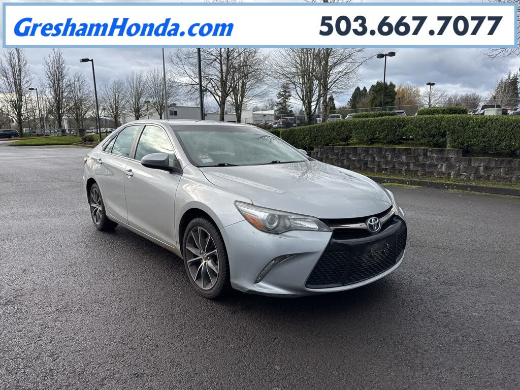 2016 Toyota Camry XSE