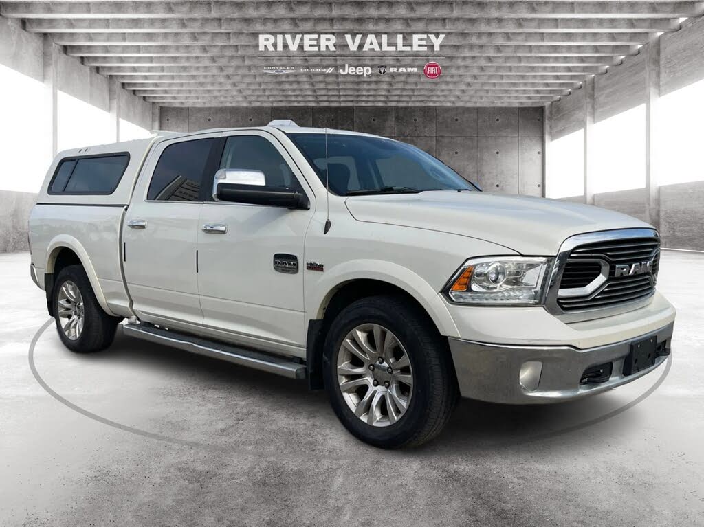 RAM 1500 Laramie Longhorn Crew Cab 4WD 2017