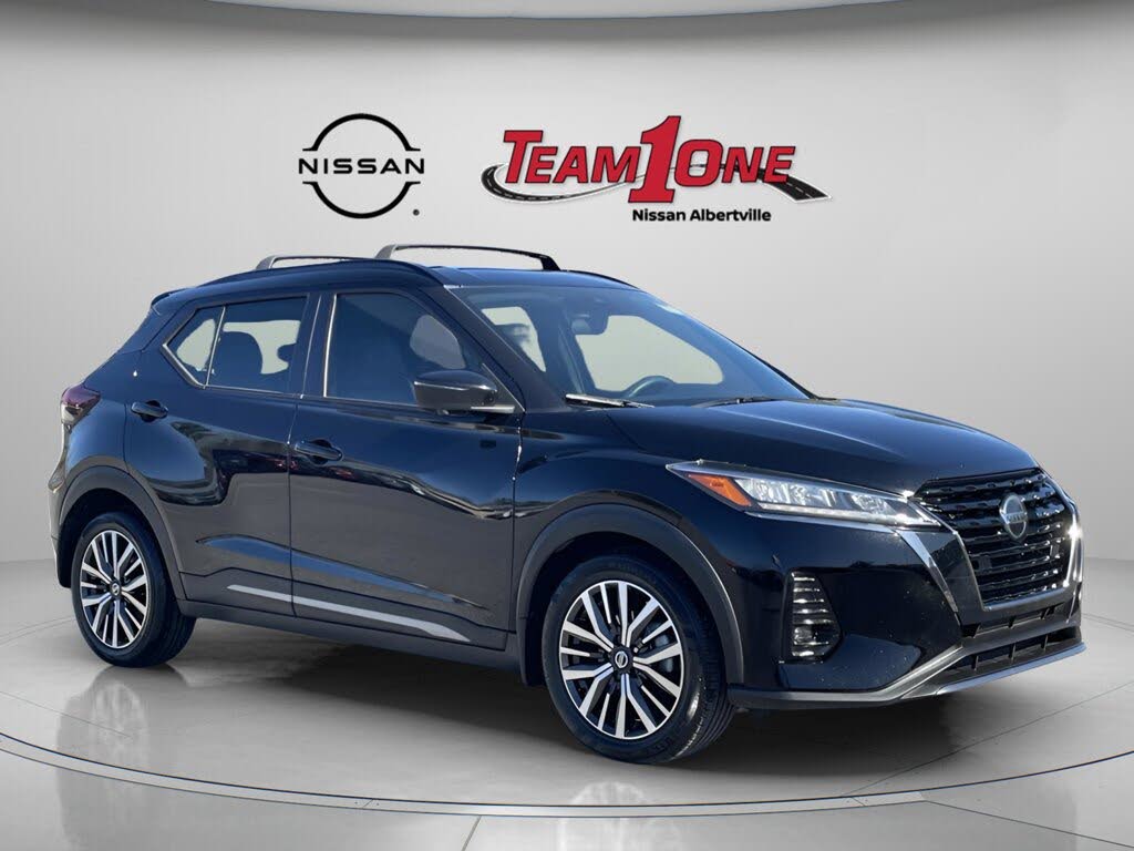 2021 Nissan Kicks SR FWD