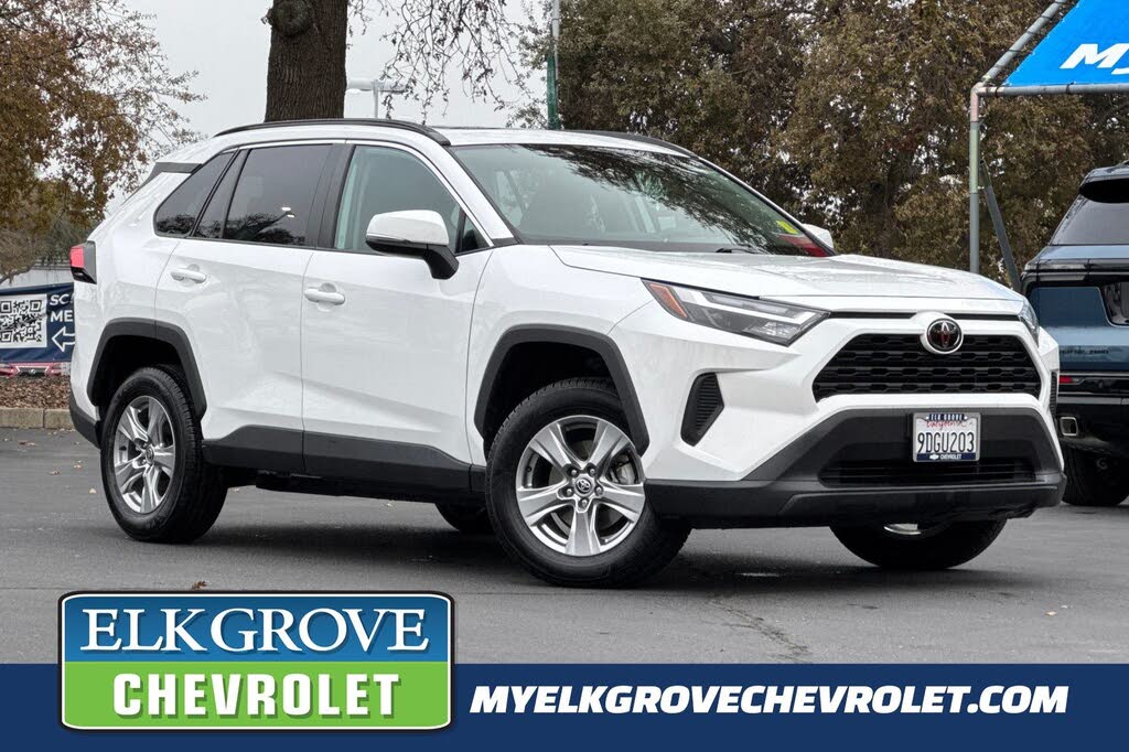2022 Toyota RAV4 XLE FWD