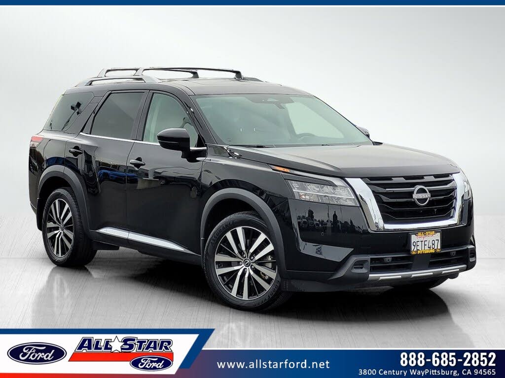 2023 Nissan Pathfinder Platinum FWD