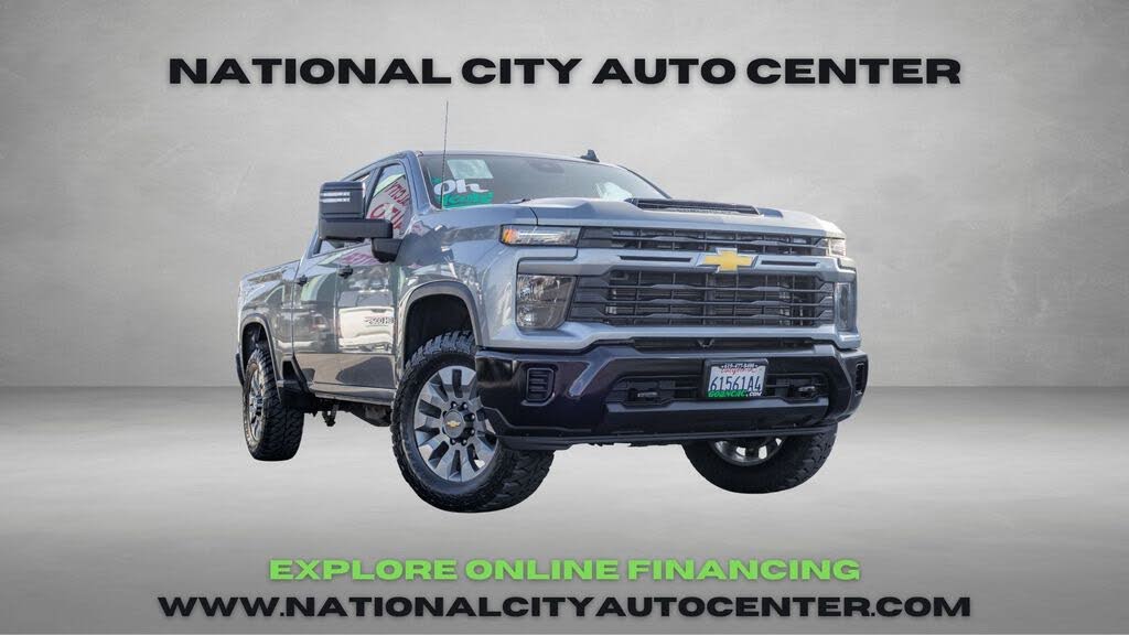 2024 Chevrolet Silverado 2500HD Custom Crew Cab 4WD