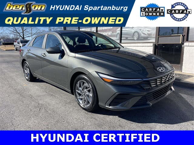 2024 Hyundai Elantra SEL FWD