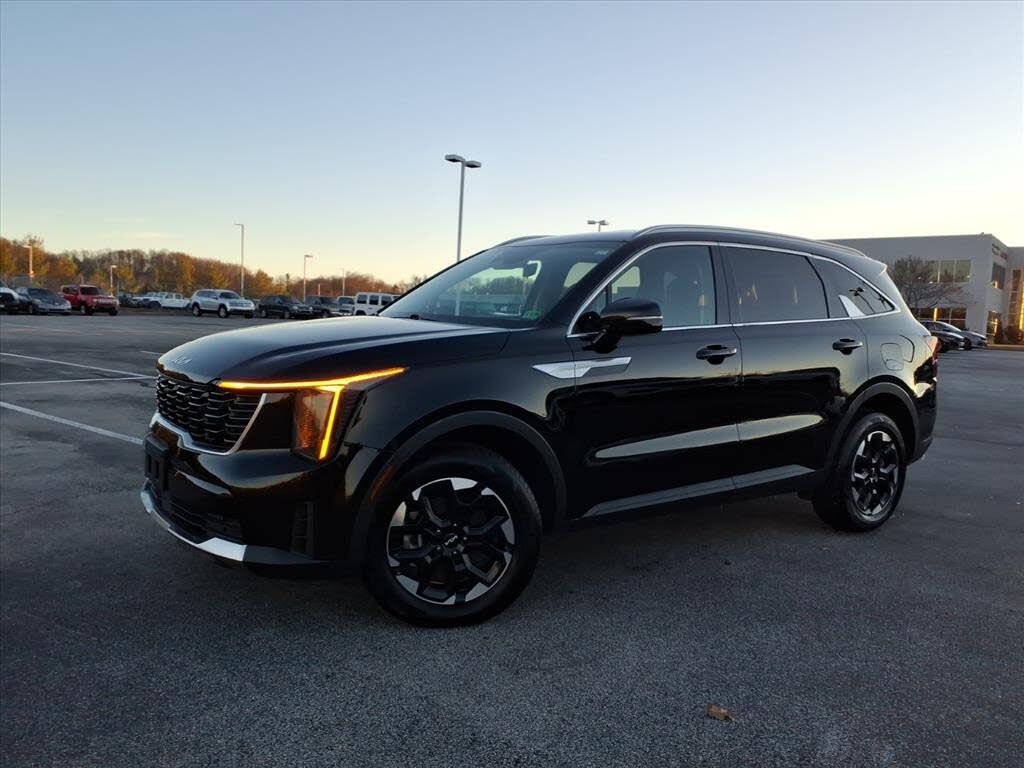 2024 Kia Sorento S AWD