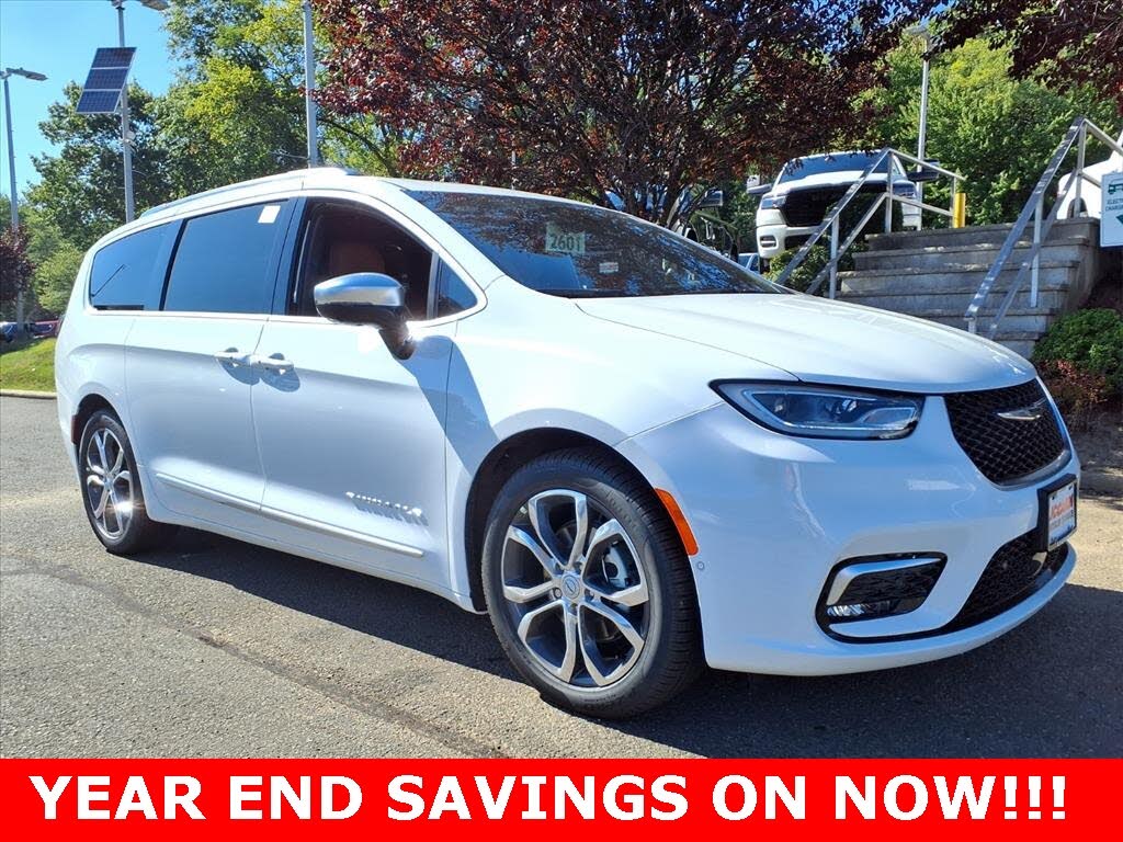 2026 Chrysler Pacifica Pinnacle FWD