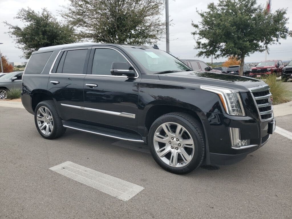 2017 Cadillac Escalade Luxury RWD