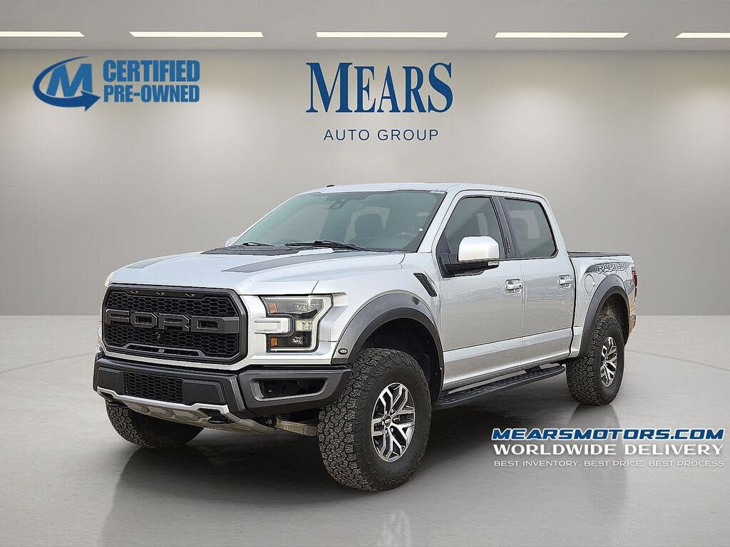 2017 Ford F-150 Raptor SuperCrew 4WD