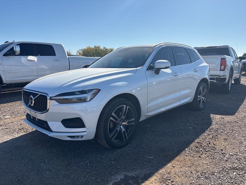 2021 Volvo XC60 T5 Momentum AWD