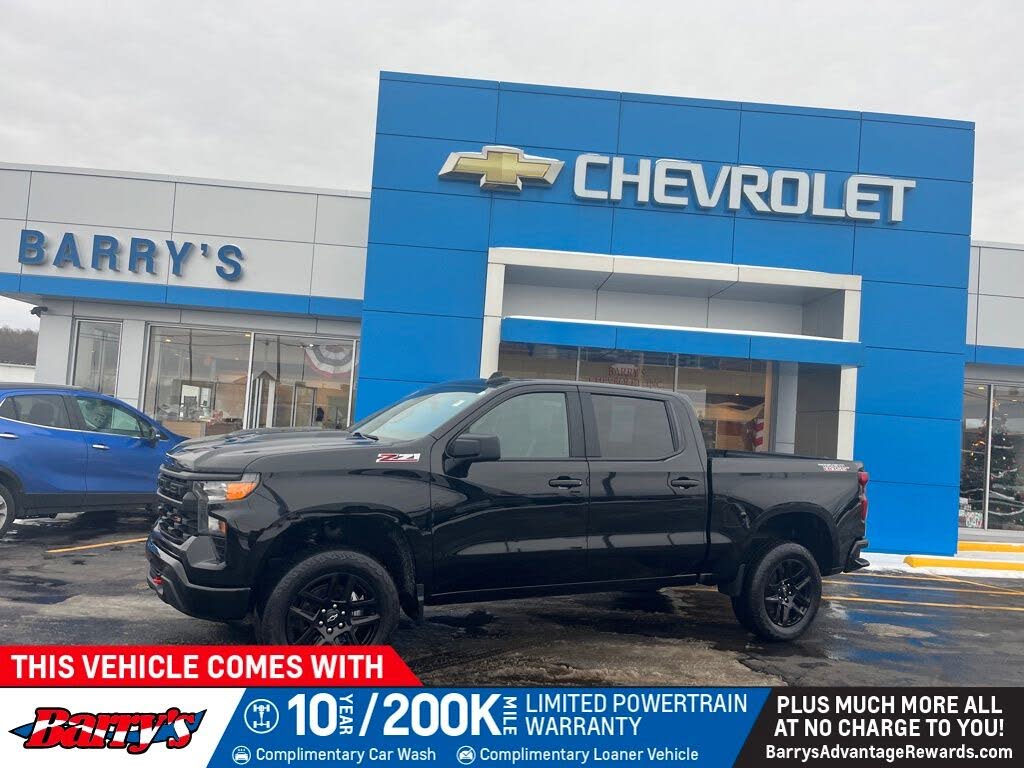 2022 Chevrolet Silverado 1500 Custom Trail Boss Crew Cab 4WD