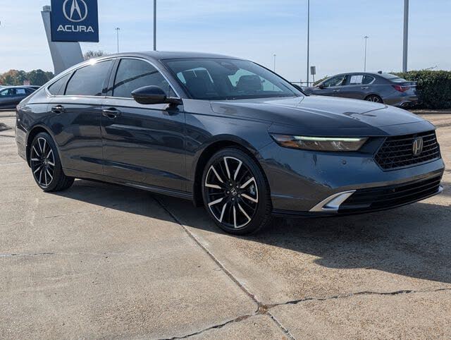 2024 Honda Accord Hybrid Touring FWD