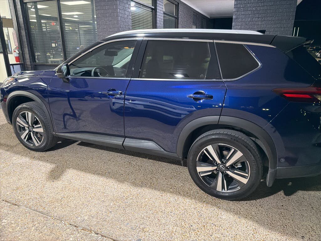 2024 Nissan Rogue SL FWD