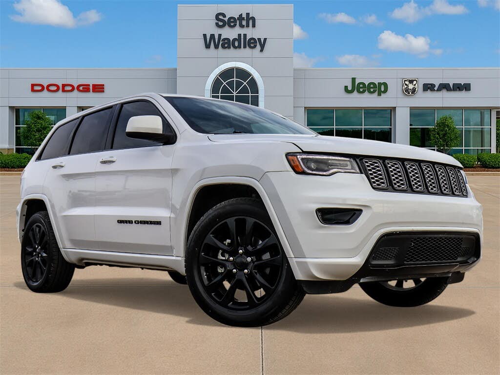 2020 Jeep Grand Cherokee Altitude RWD
