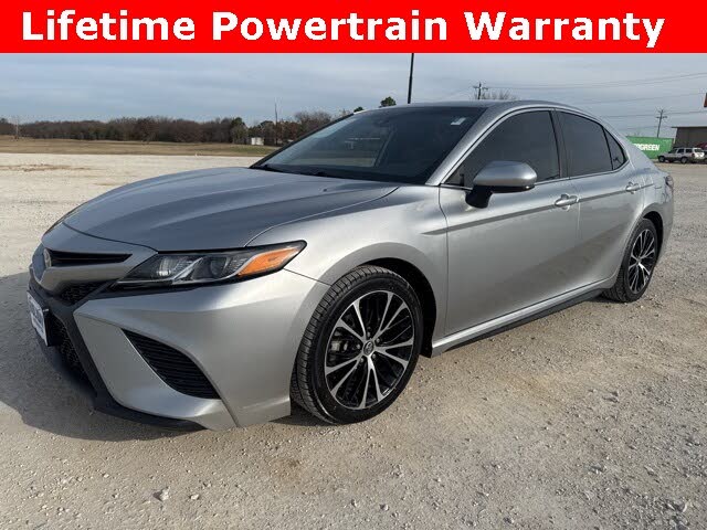 2020 Toyota Camry SE FWD