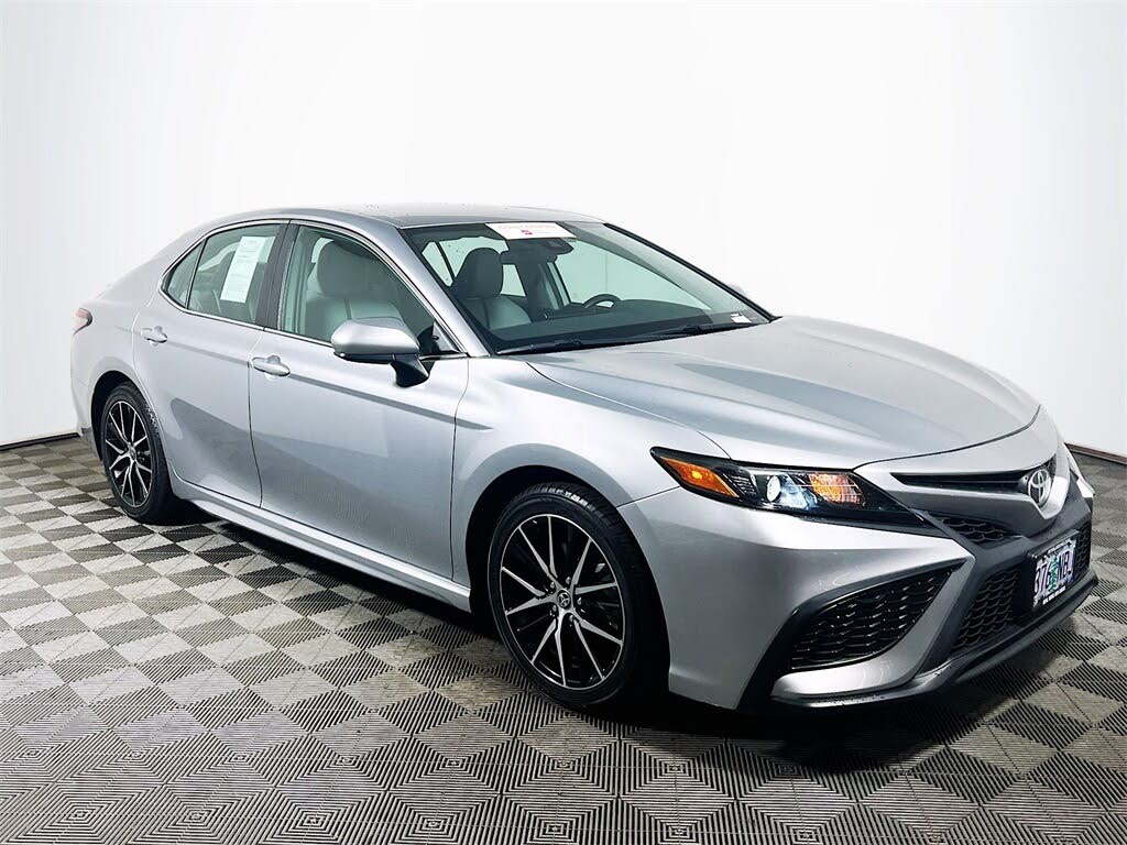 2021 Toyota Camry SE FWD