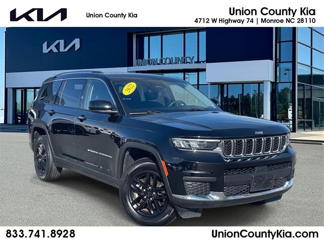 2022 Jeep Grand Cherokee L Laredo 4WD