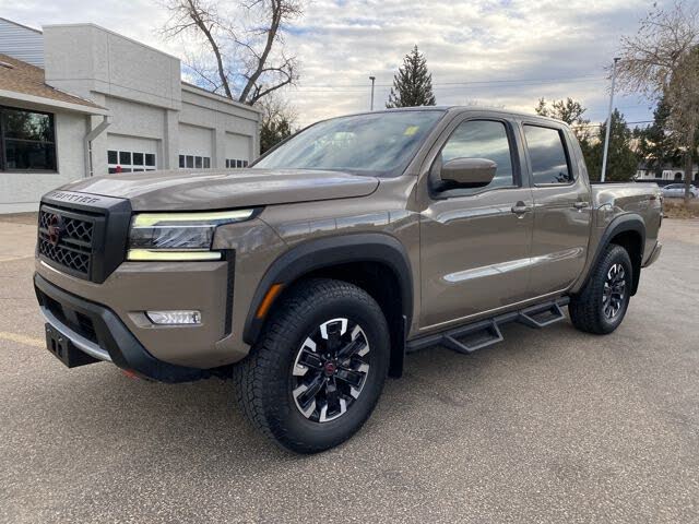 2022 Nissan Frontier PRO-4X Crew Cab 4WD