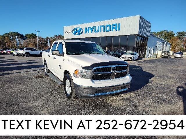 2022 RAM 1500 Classic SLT Crew Cab RWD