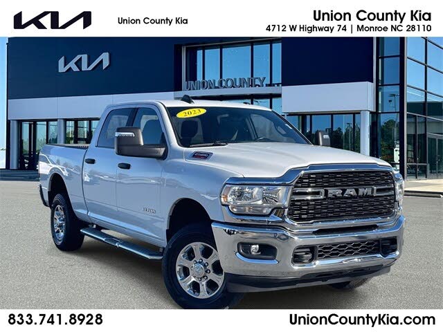 2023 RAM 2500 Big Horn Crew Cab 4WD