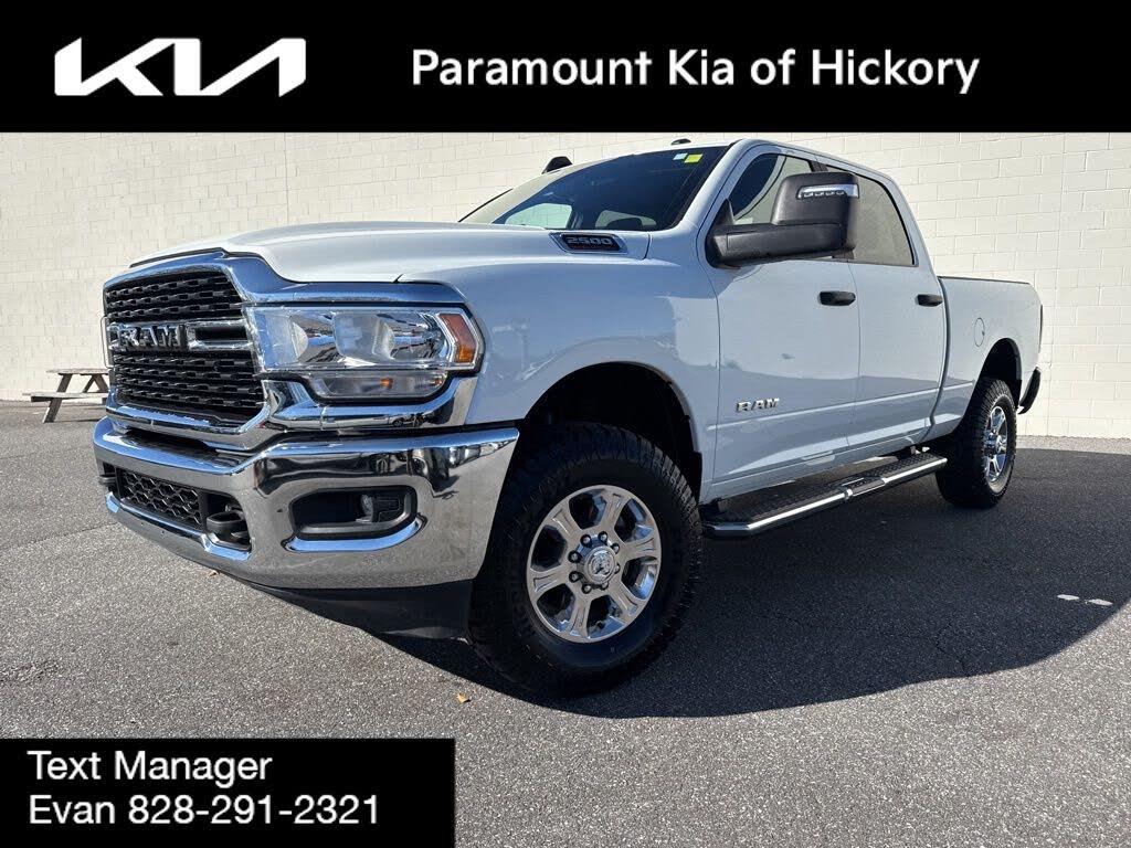 2024 RAM 2500 Big Horn Crew Cab 4WD