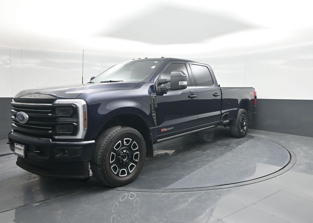 2025 Ford F-350 Super Duty Platinum Crew Cab 4WD