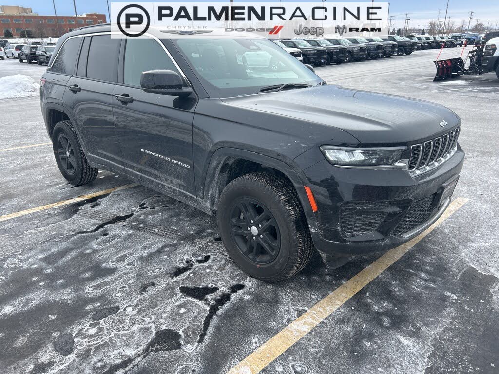 2025 Jeep Grand Cherokee Laredo 4WD