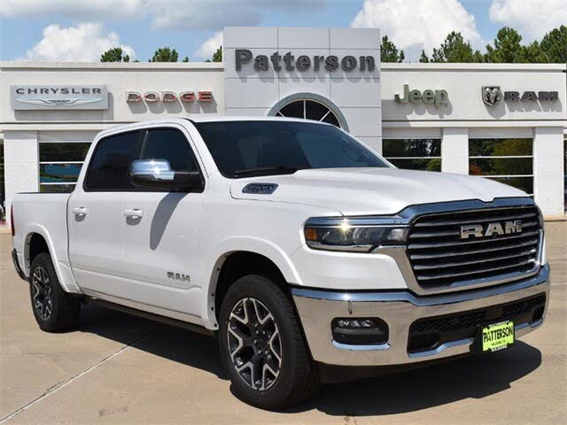 2025 RAM 1500 Laramie Crew Cab 4WD